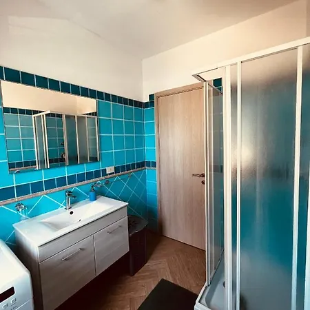 Lucia House Apartment
