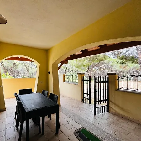 Lucia House Apartment